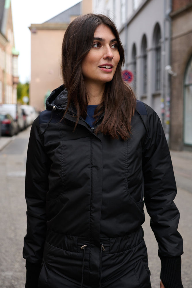 Tolsing Flyverdragt / Sort Oeko-tex