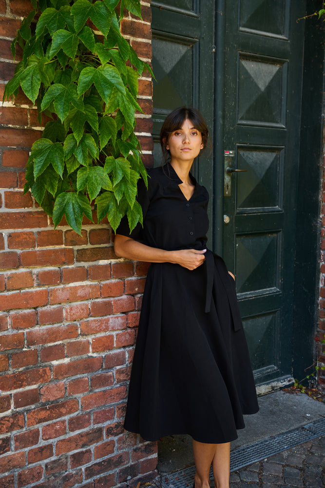 Tolsing Rie Dress / Black
