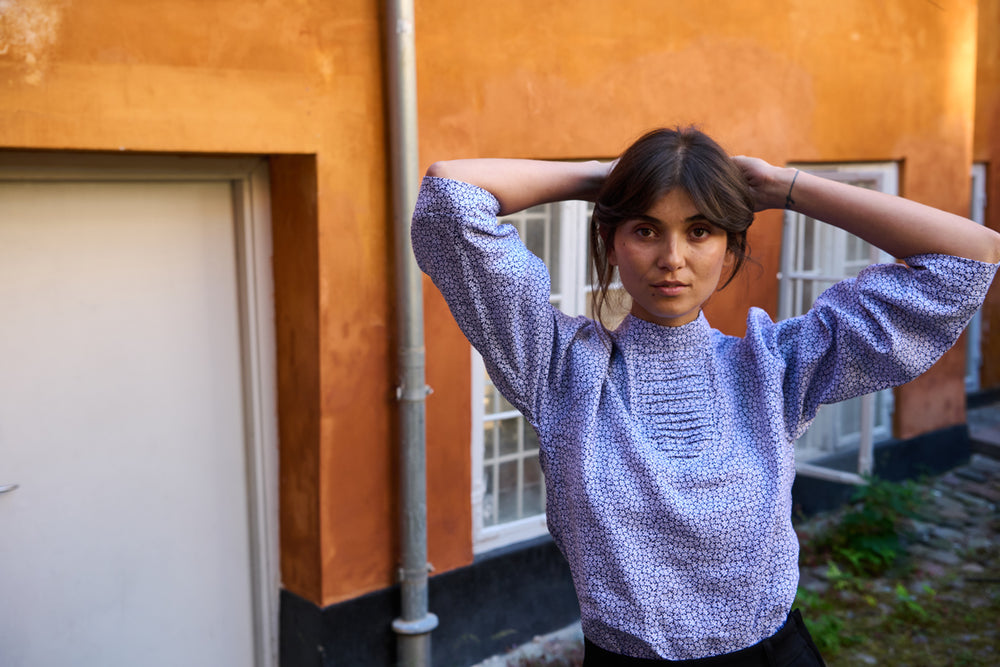 Tolsing Tine Vendeskjorte / Blue Flowers