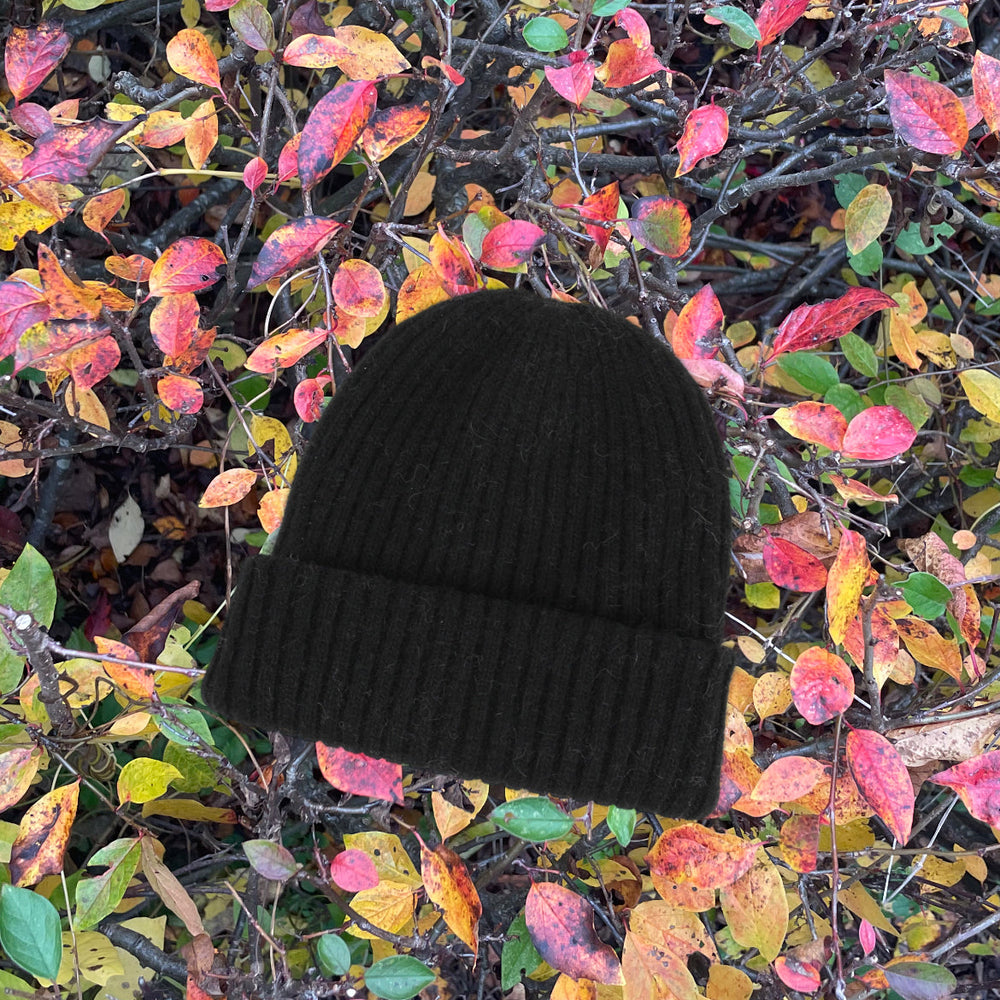 Manzini Beanie / Black