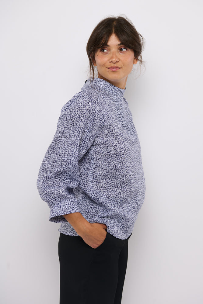 Tolsing Tine Vendeskjorte / Blue Flowers