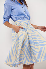 Tolsing Carol Skirt / Light Blue Stripes