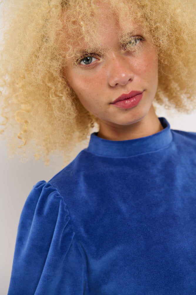 Sophia Lee Magda Puff Blouse / Royal blue velour