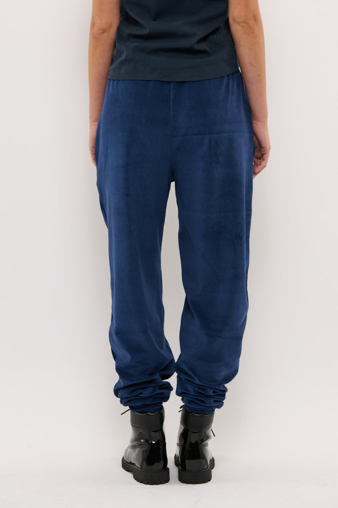 Sophia Lee Saga Jogging pants / Dusty blue velour