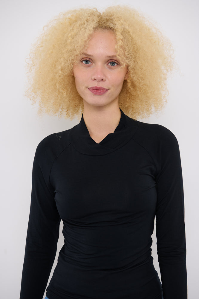 Sophia Lee Lucy Blouse / Soft black