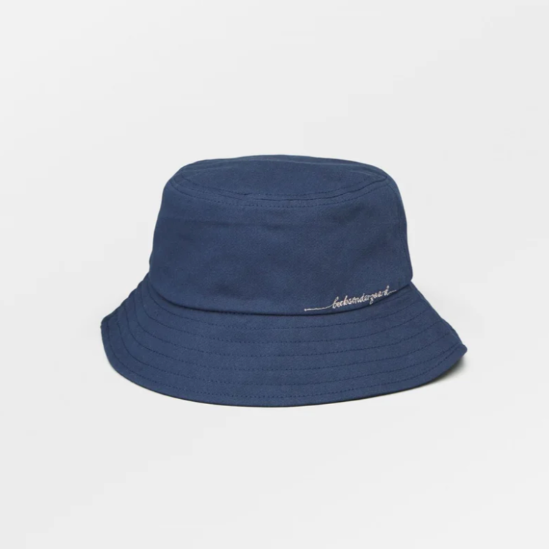 Beck Söndergaard Solid Bucket Hat / Navy Blue