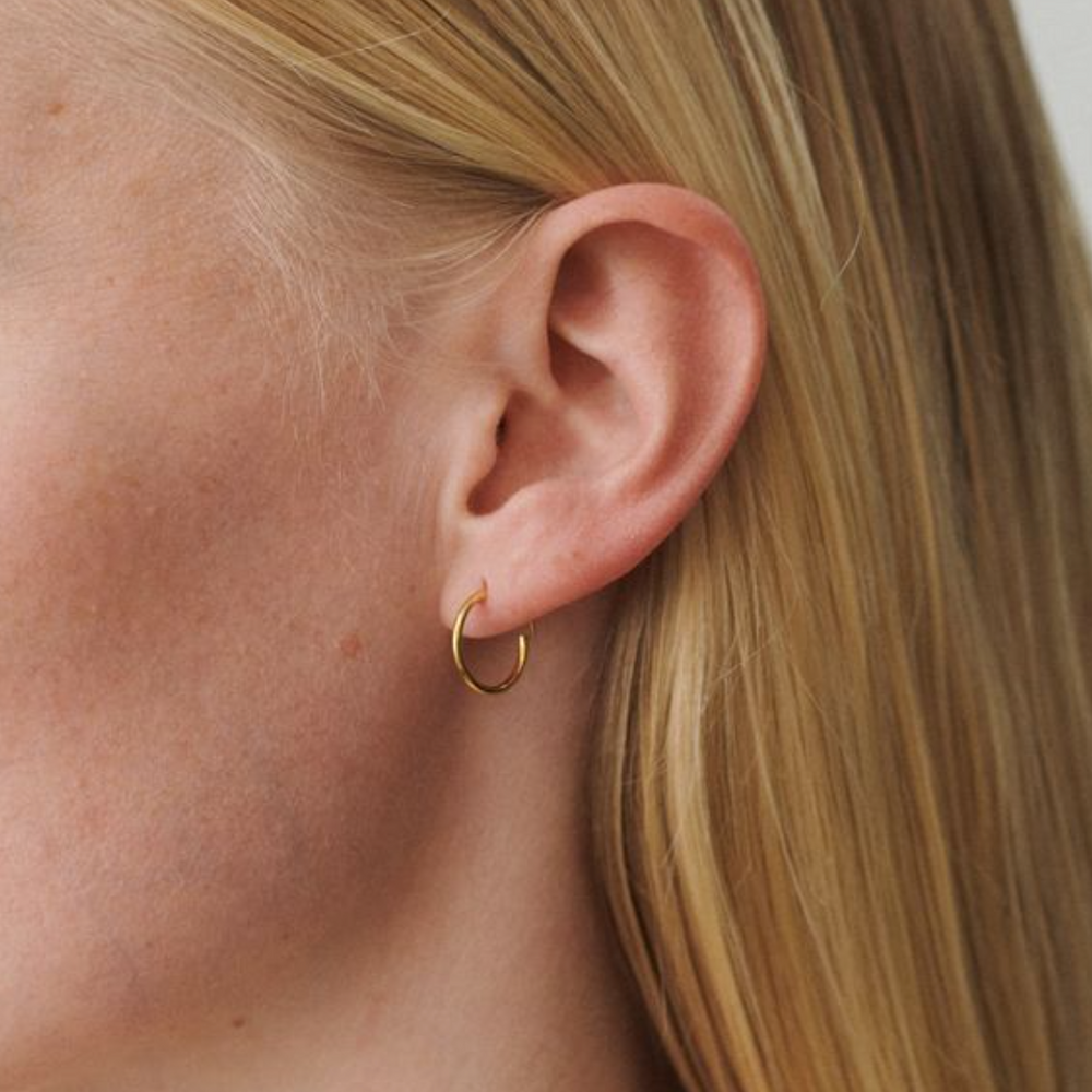 Pernille Corydon Tiny Plain Hoops / Forgyldt